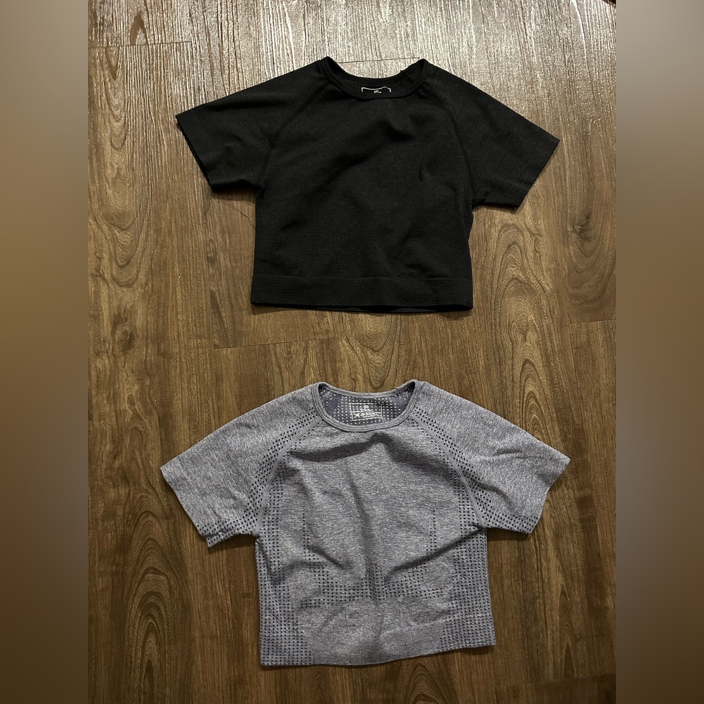Gray and Black Cropped Workout Tops